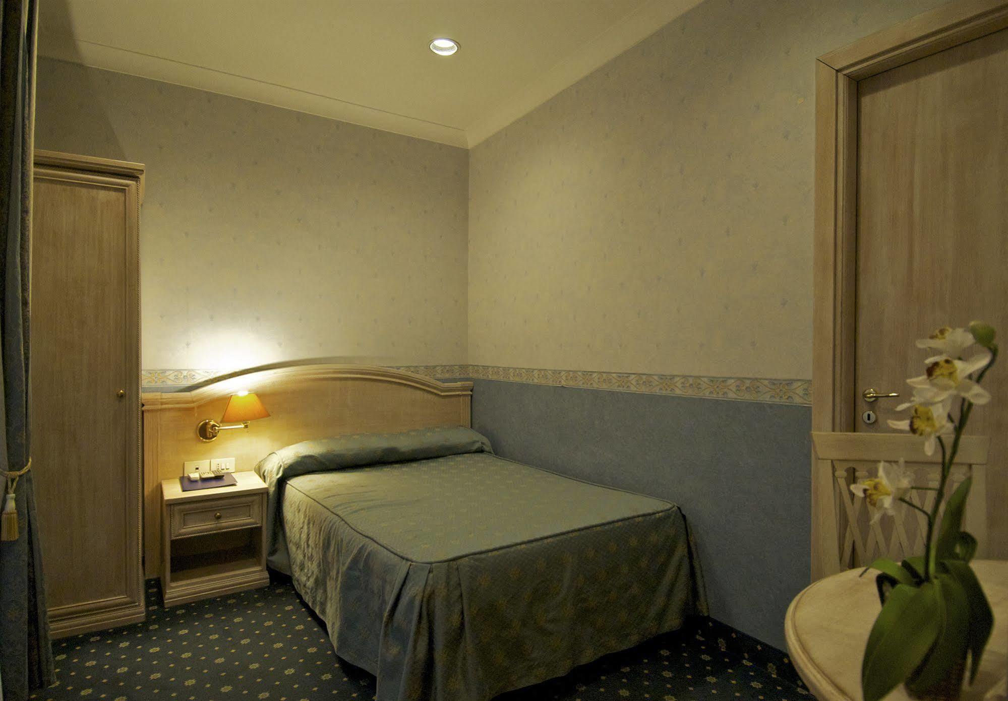 Bed and Breakfast Piccolo Imperiale Рим Екстер'єр фото