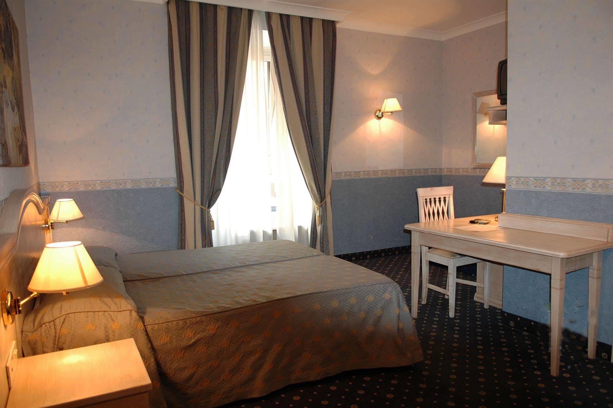 Bed and Breakfast Piccolo Imperiale Рим Екстер'єр фото